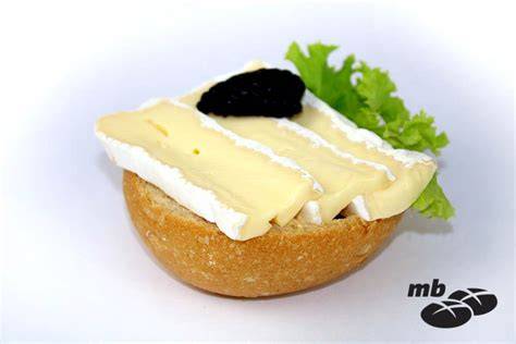 Serviervorschlag: Brötchen mit schwäbischem Bräschdlengsgsälz