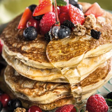 Serviervorschlag: Gekühlte Sommer-Täfelchen mit Beeren
