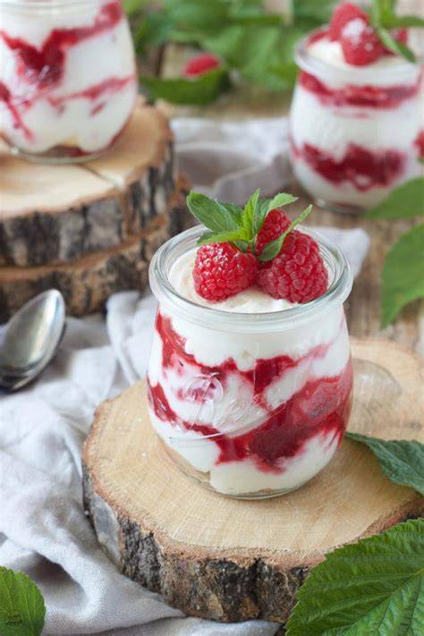 Serviervorschlag Himbeer-Tiramisu im Glas