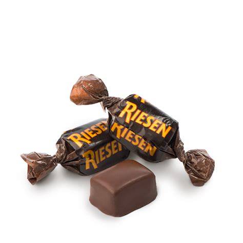 Serviervorschlag und Inspiration für die Storck Riesen Torte