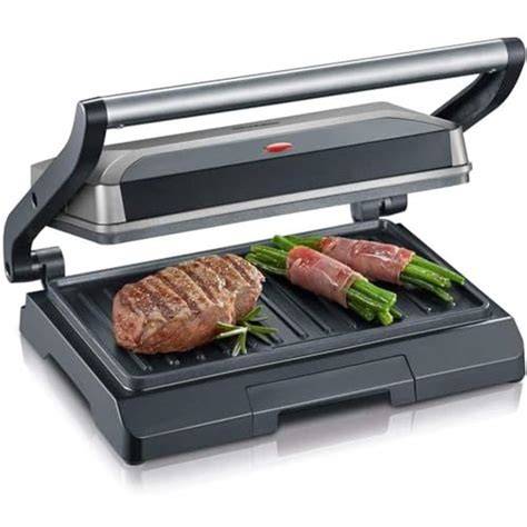 Severin KG 2394 Minigrill im Einsatz mit gegrilltem Gemüse und Toast
