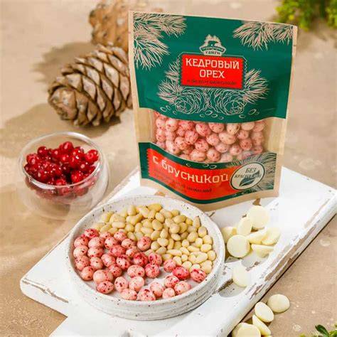 Skandinavische Preiselbeeren in weißer Schokolade