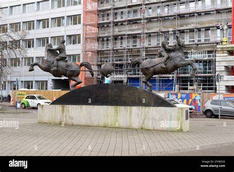 Skulptur Magdeburger Halbkugeln von Thomas Virnich