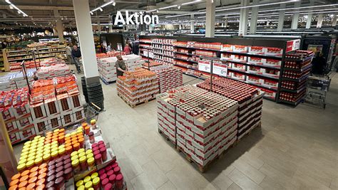 Sonderangebote und Aktionsfläche