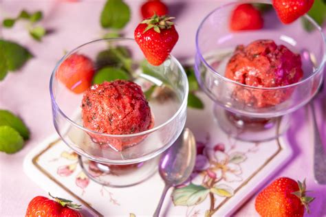 Sorbet: Fruchtige Basiszutaten und Textur