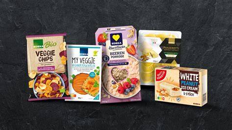 Sortiment verschiedener EDEKA Eigenmarken Schokoladen