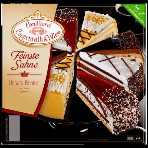 Sortiment verschiedener Torten und Dessert-Alternativen