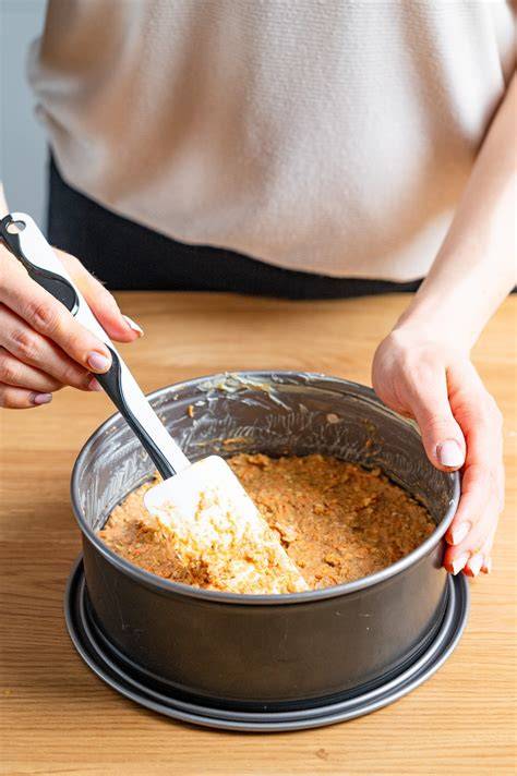 Soufflé in Springform glatt gestrichen