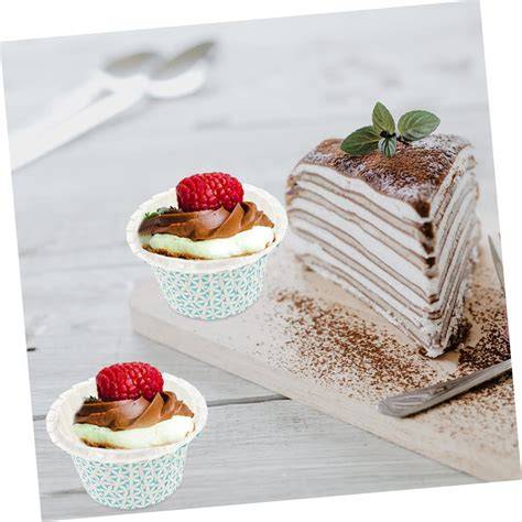 Souffléförmchen und Muffinförmchen zum Backen von Lava Cake