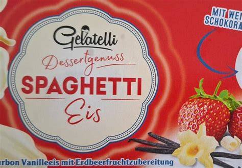 Spaghettieis-Dessert mit Erdbeersoße