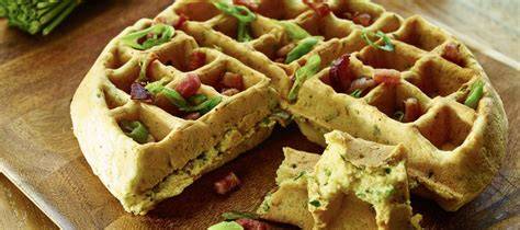 Speck-Cheddar Waffel mit Schnittlauch