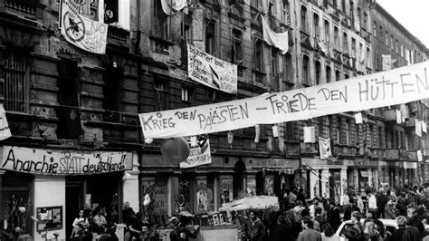 Sprengel-Gelände nach der Schließung: Hausbesetzungen und Kreativszene
