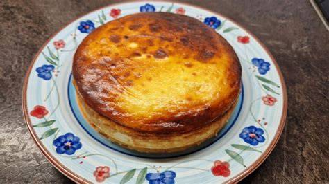 Springform mit Käsekuchen im Airfryer