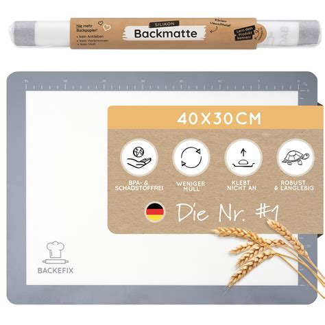 Springform und Silikon-Backmatte als Alternative zu Backpapier