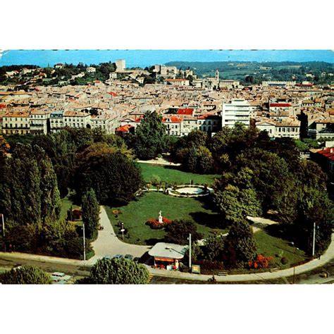 Stadt Montélimar und traditionelle Nougat-Manufaktur
