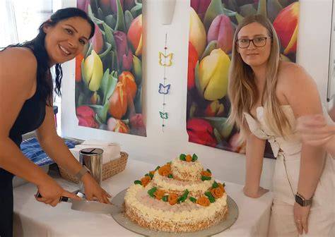 Stand von Frau Torte beim Sommerfest