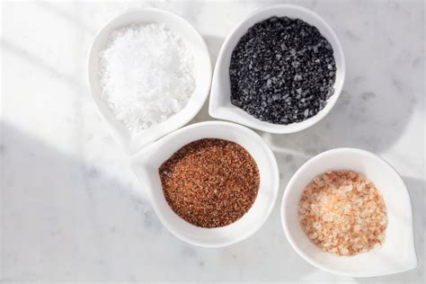 Stapels von Schoko Meersalz Riegeln mit Fleur de Sel