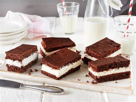 Step-by-Step Schema Milchschnittenkuchen Zubereitung