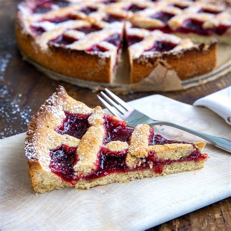 Step-by-step-Anleitung Linzer Torte, verschiedene Marmeladen