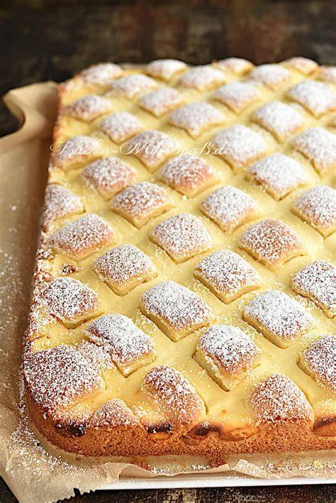 Steppdeckenkuchen mit Gittermuster
