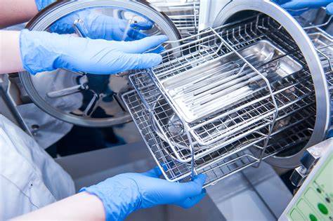 Sterilisation und Vorbereitung von Einmachgläsern