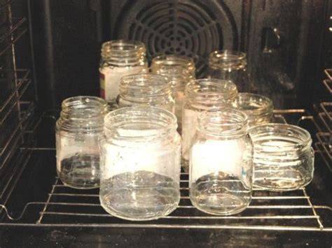 Sterilisieren von Gläsern im Ofen