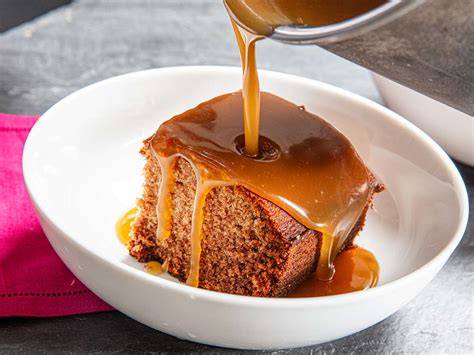Sticky Toffee Pudding / Caramel Torte aufgeschnitten