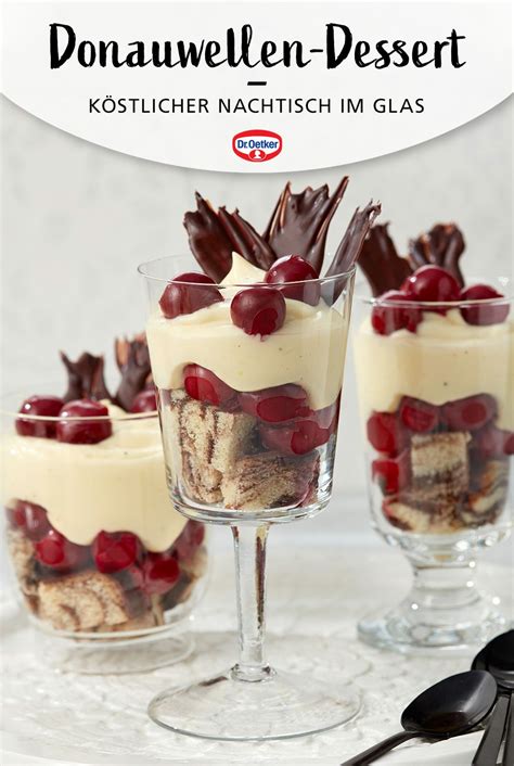 Stilvoll serviert: Donauwellen-Dessert im Bormioli-Glas mit Deko