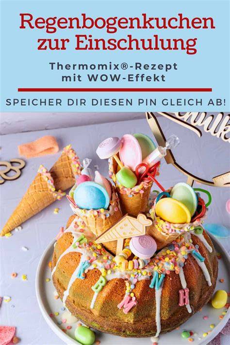 Stimmungsbild: bunter Schoko-Einhorn-Kuchen auf Tortenplatte mit Streuseln
