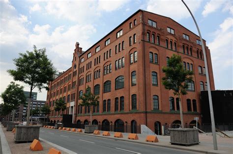 Stollwerck Fabrikgebäude historisch