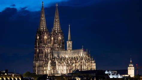 Stollwerck-Schokolade und Kölner Dom auf moderner Verpackung
