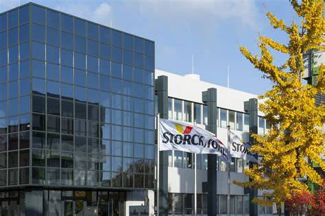 Storck Produktionsstandort und Logo
