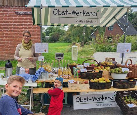 Streuobstwiesen Blankenburg mit Bienen und alten Obstsorten