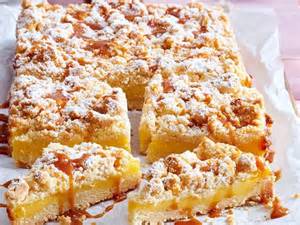 Streusel auf Puddingkuchen