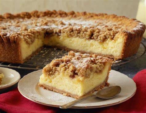 Streusel aus Butter, Zucker und Nüssen
