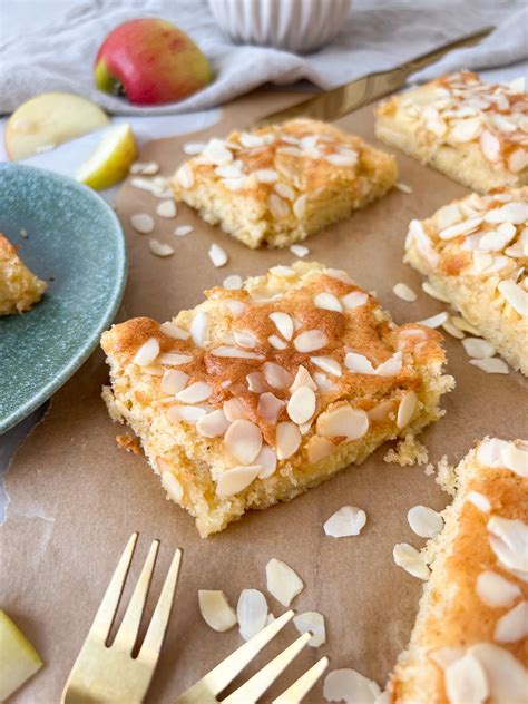 Streusel-Variante des Apfel-Honig-Kuchens mit Mandeln auf Blech