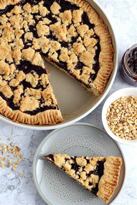 Streuselkuchen mit Marmeladenfüllung