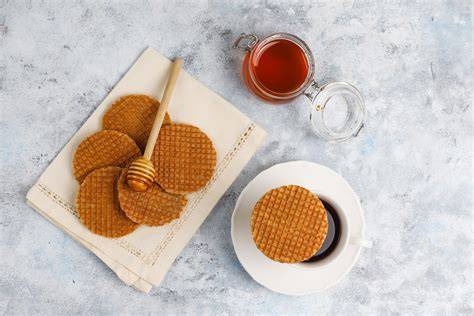 Stroopwafel Cremeschicht und gestapelte Kuchenböden schematisch