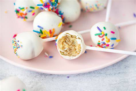 Styropor-Halter mit Cake Pops
