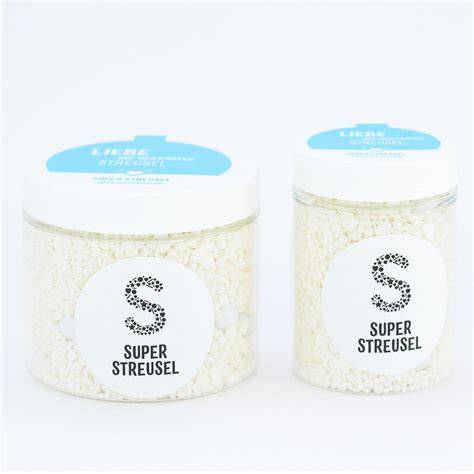 Super Streusel im Regal eines Backzubehör-Shops