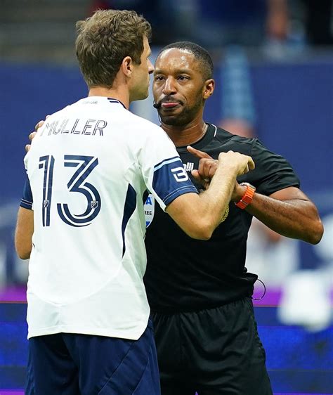 Szene: Tom diskutiert mit dem Müller
