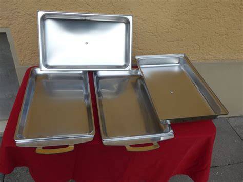 Tablett mit diversen Meze-Vorspeisen