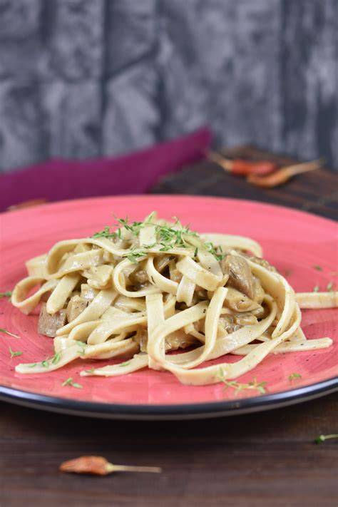 Tagliatelle mit cremiger Trüffelsauce