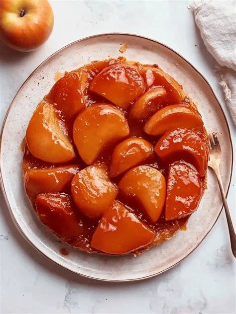 Tarte Tatin mit karamellisierten Äpfeln