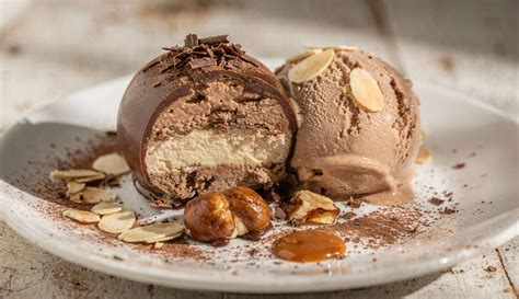 Tartufo di Pizzo - handgeformte Kugeln, Kakaohaut und flüssiger Kern