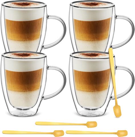 Tassen Cappuccino und Espresso