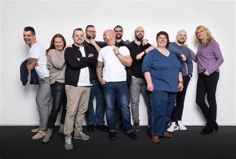 Teamfoto und Produktionscrew
