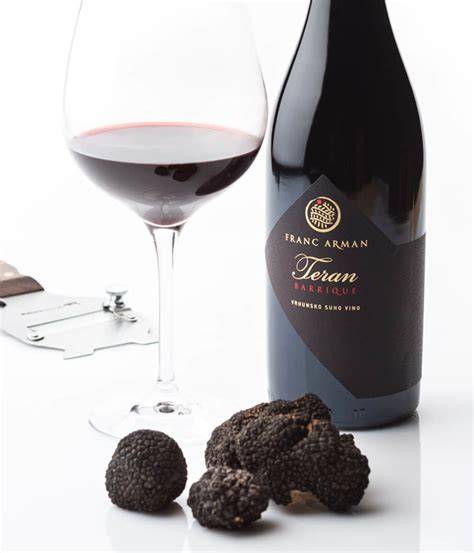 Teran Rotwein und Trüffelgerichte