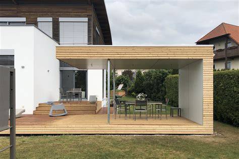 Terrasse / überdachter Freisitz