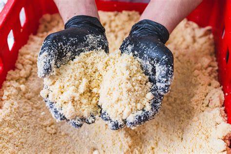 Tiefgekühlte Kuchen im Verpackungslager